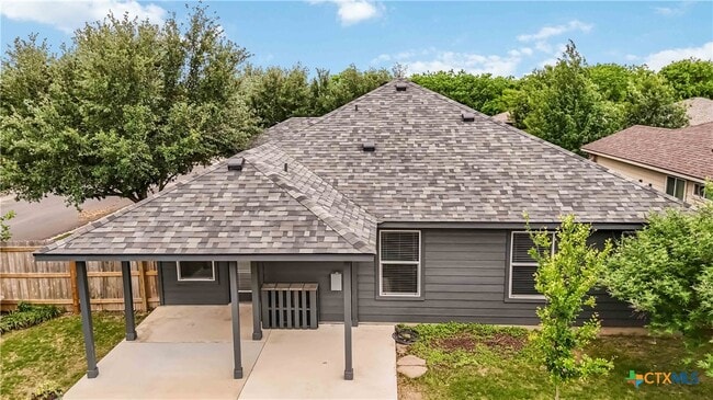 Building Photo - 421 Capistrano Dr