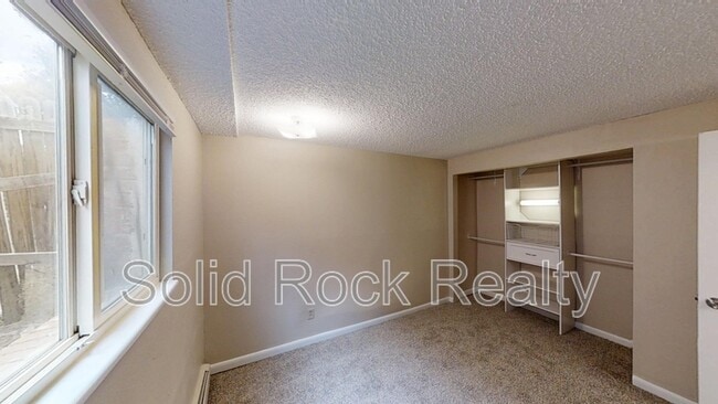 Building Photo - 2909 Sage St