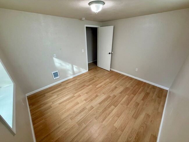 Building Photo - 1225 McCarroll St
