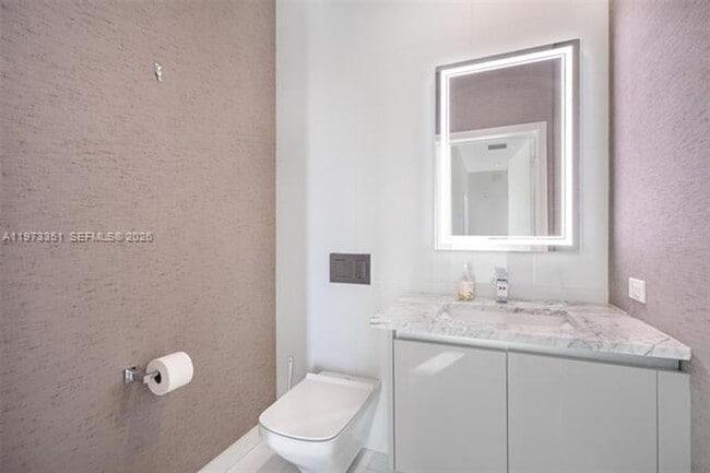 Building Photo - 88 SW 7th St