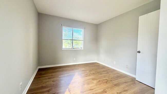 Building Photo - 4717 Sable Pine Cir