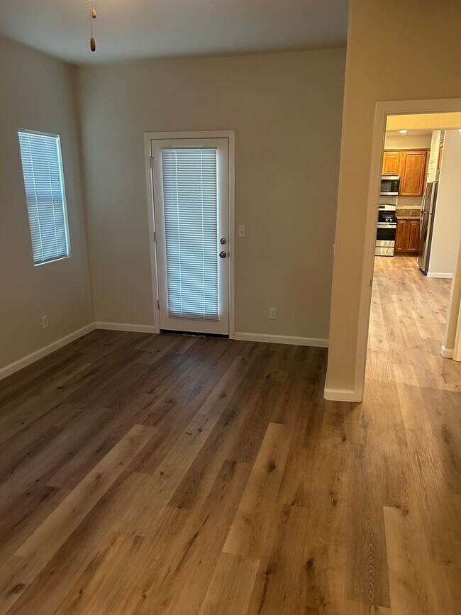 Building Photo - Charming 3 Bedroom in Great Location!