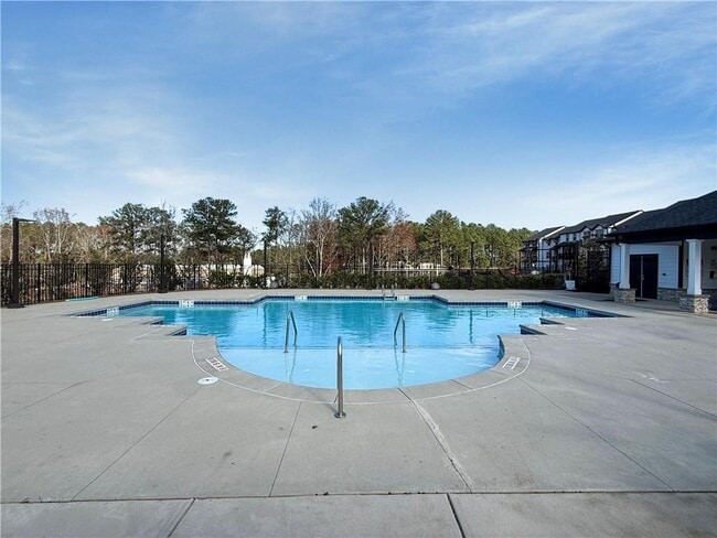 Building Photo - 732 Mulberry Walk