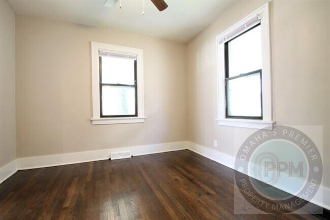 Building Photo - Beautiful 3 Bedroom / 1 Bath Home!