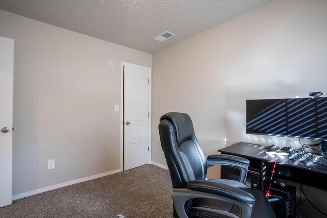 Building Photo - 10753 Aspiration Ln SW