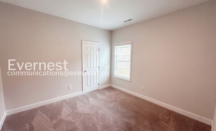 Building Photo - 169 Fall Mdw Dr