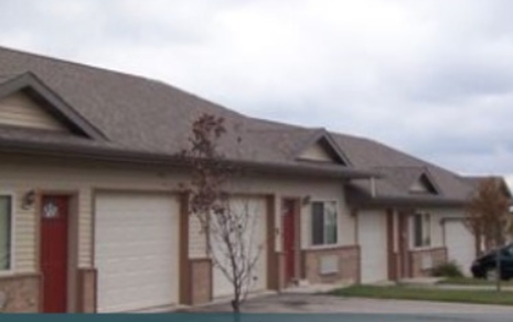 Primary Photo - Apple Blossom Carriage Homes