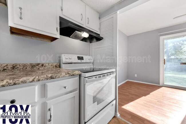 Building Photo - 3071 Rotunda Ct S