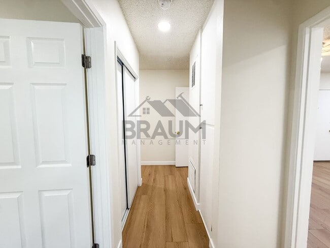 Building Photo - 13129 Oxnard St