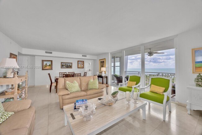 Building Photo - 607 Ocean Dr