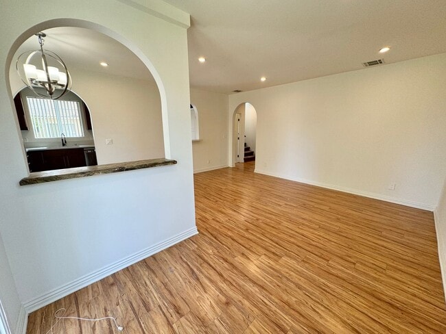 Building Photo - 8343 DUNBARTON - SHORT TERM LEASES AVAILABLE , NEWER*4 BD*3BA*TOWNHOME*PRIVATE YARD*WASHER/DRYER*