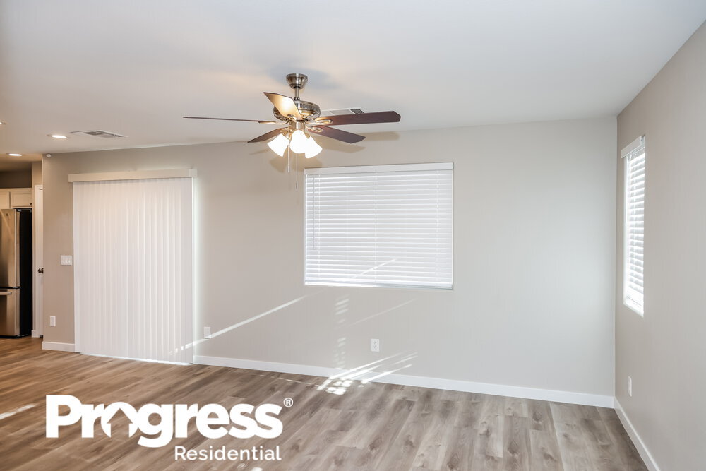 Building Photo - 7875 Windhamridge Dr