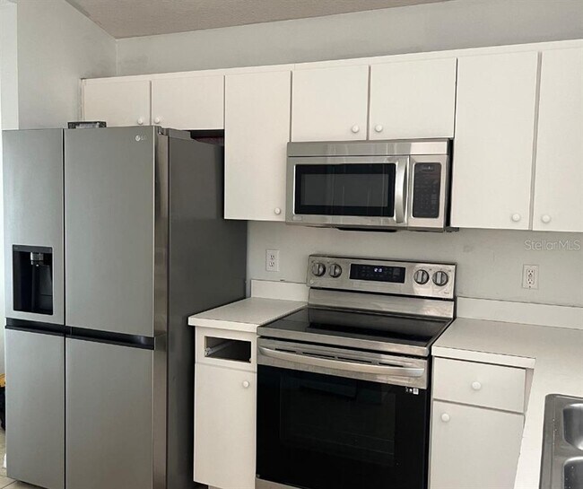 Building Photo - 5000 Anclote River St