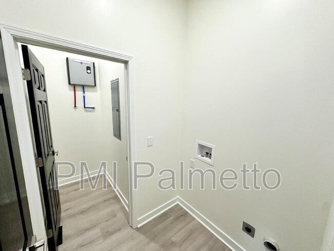 Building Photo - 1121 Zeigler St