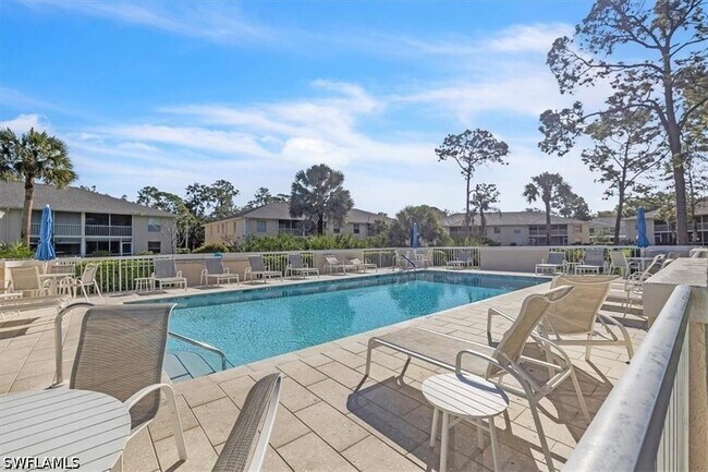 Building Photo - 729 Landover Ct