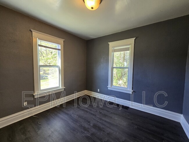 Building Photo - 1503 Franklin St