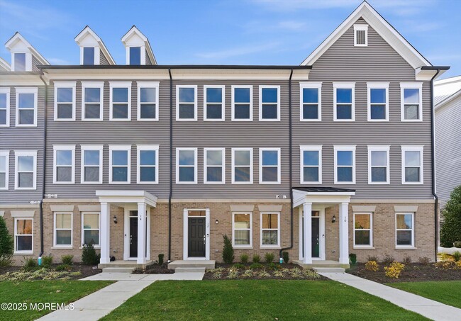 Primary Photo - 12 Barton Ave