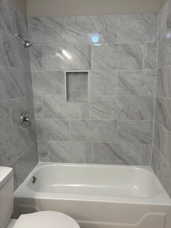 Building Photo - 230 Schmeltzer Ln