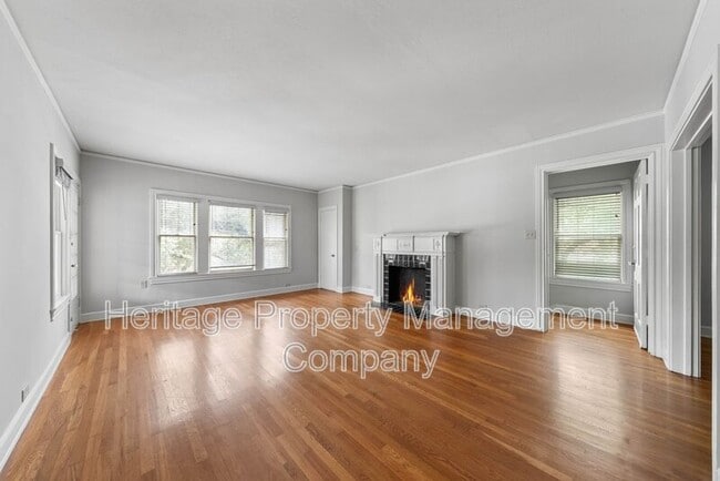 Building Photo - 109 E Norwood Ct
