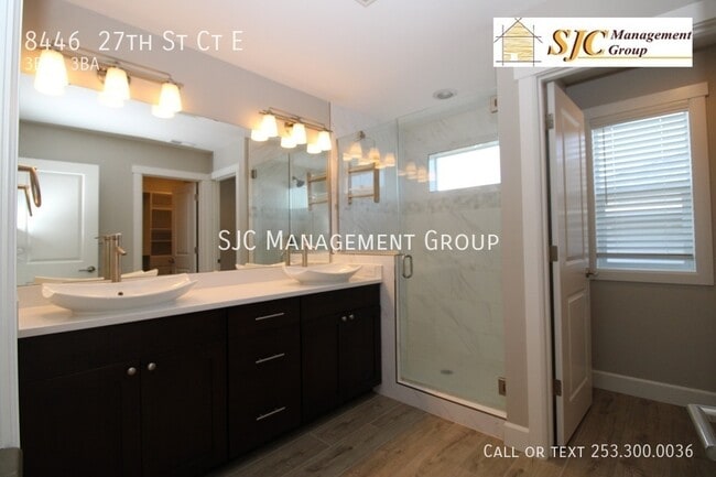 Building Photo - 8446 27th St Ct E