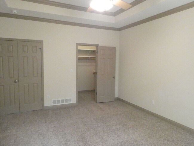 Building Photo - 3 Bedroom House in Mill Creek Manor
