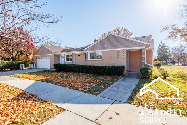 Building Photo - 7225 E Prairie Rd