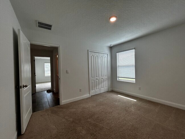 Building Photo - 249 Zancara St