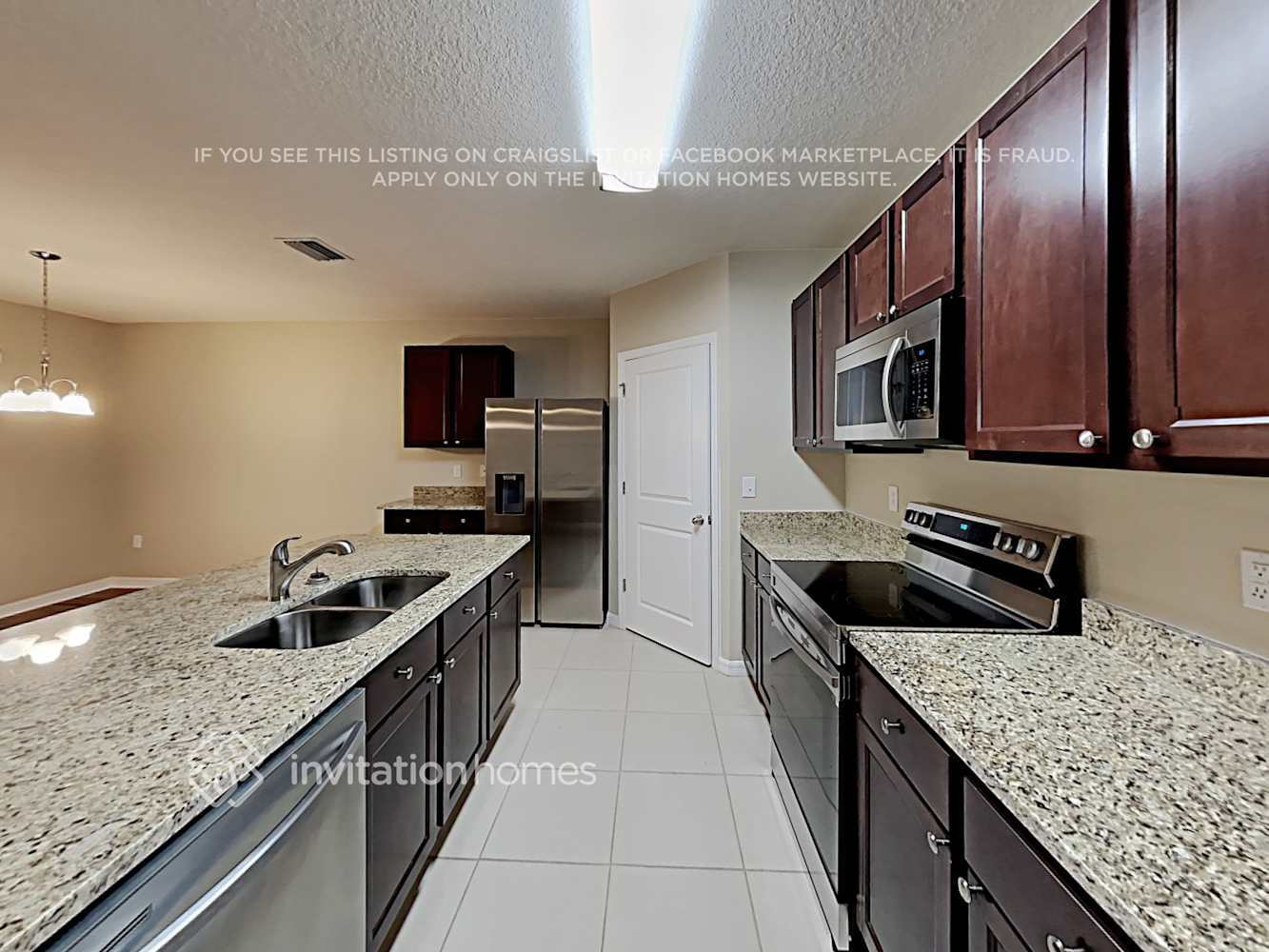 Building Photo - 14931 Flowing Gold Dr