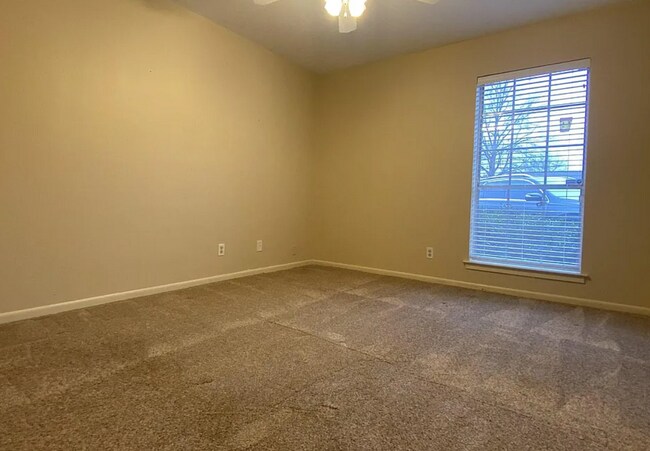 Building Photo - 1170 Brandywine Dr