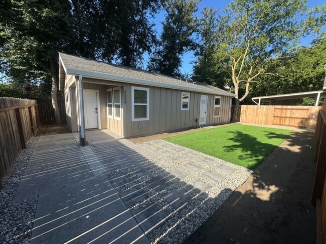 Primary Photo - 5228 2nd Ave