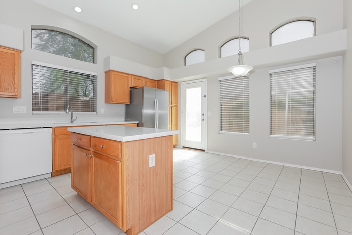 Building Photo - 7255 E Kramer St