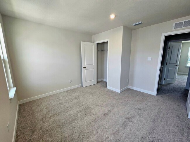 Building Photo - 1191 Olivia Dr
