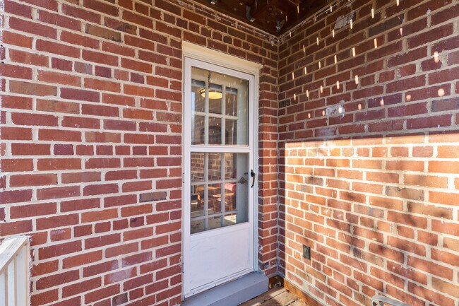 Building Photo - 1407 Belle View Blvd