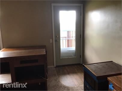 Building Photo - 5590 Lapeer Rd