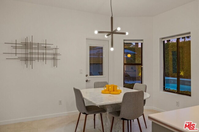 Building Photo - 1414 Sagebrush Rd