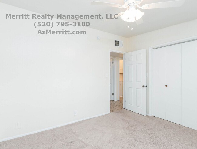 Building Photo - Spacious 3-Bedroom, 2-Bathroom Home Near U of A and Banner Health