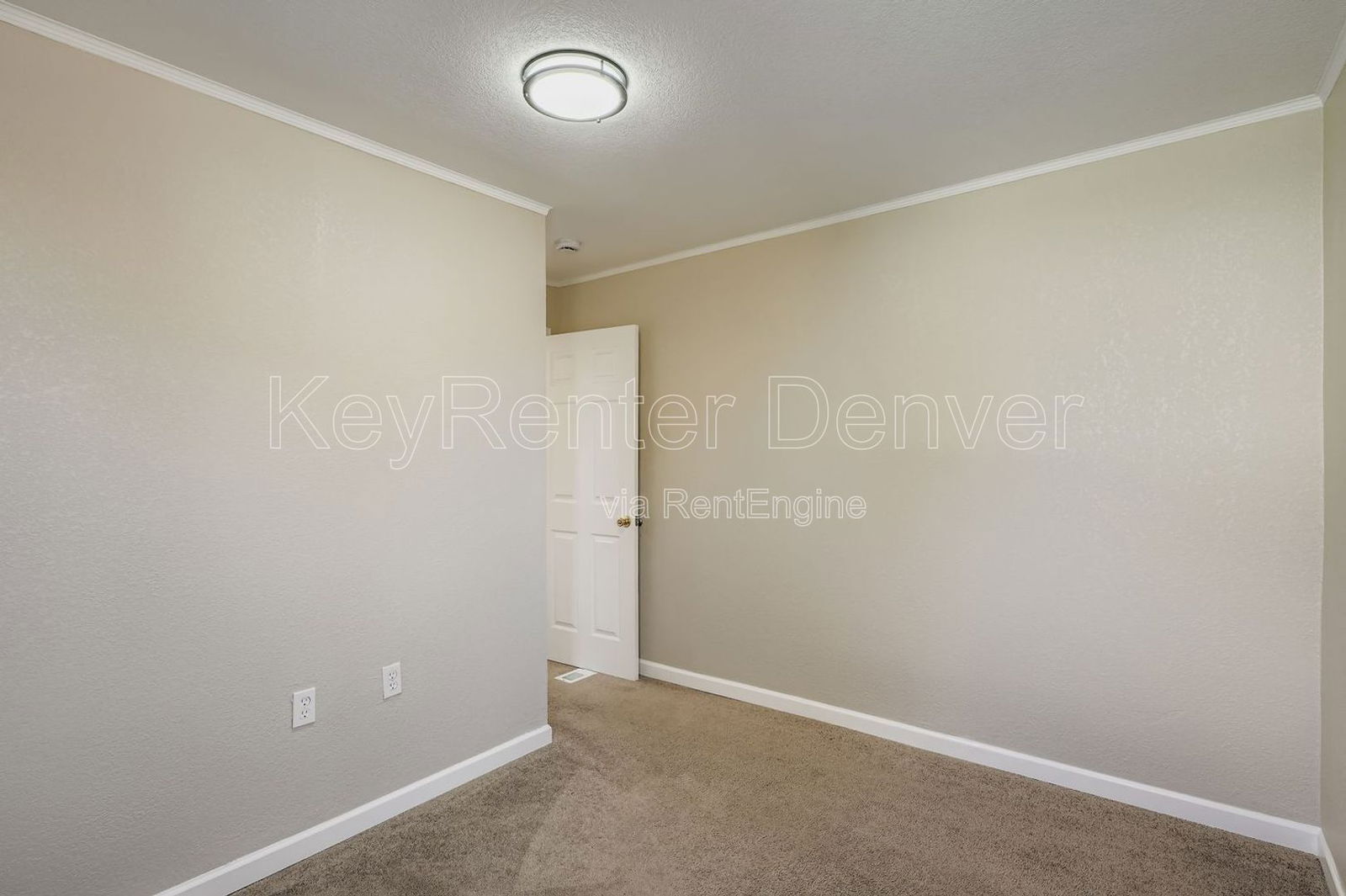 Building Photo - 1010 Jay St