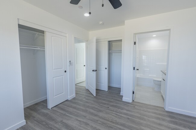 Building Photo - 6211 Poppy Blvd