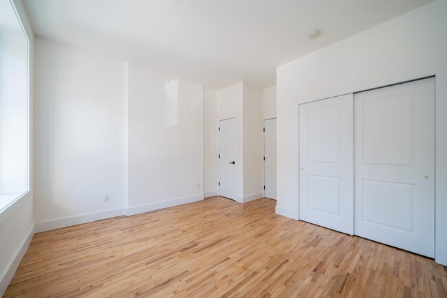 Building Photo - 1200 Washington St