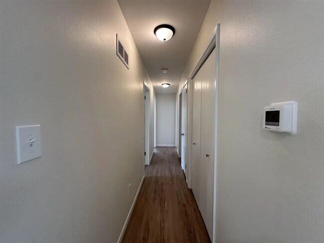 Building Photo - 3006 Stanford Ave