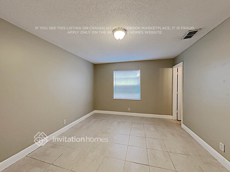 Building Photo - 4389 Violet Cir