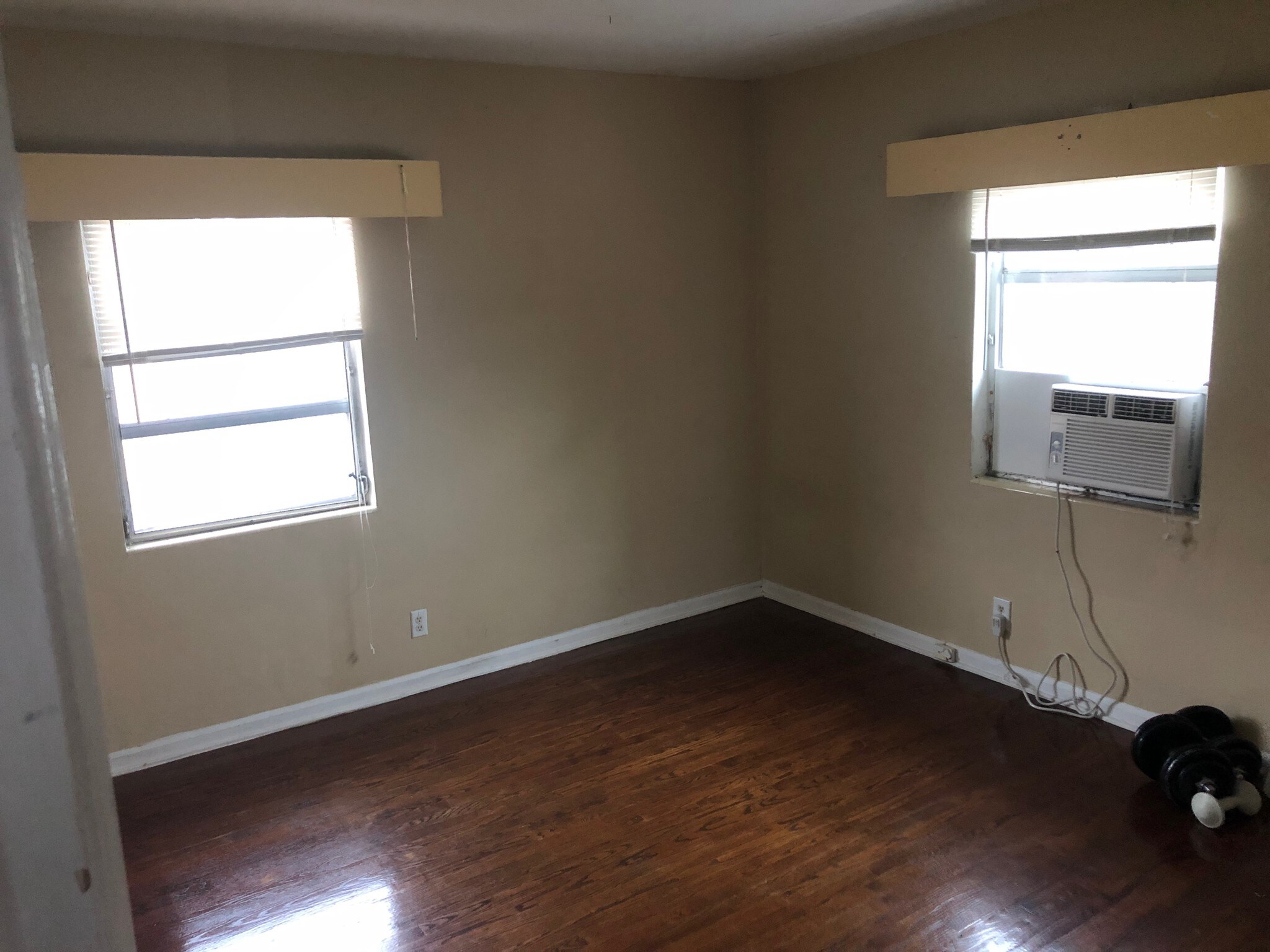 Bedroom 2 - 108 S Lakeside Dr