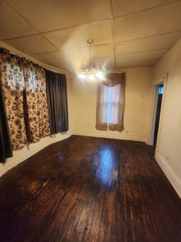 Building Photo - 1042 W Prairie Ave