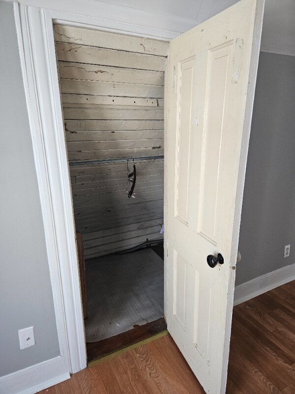 Building Photo - 3209 Saratoga Ave