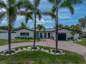Building Photo - 6709 Cardinal Dr S