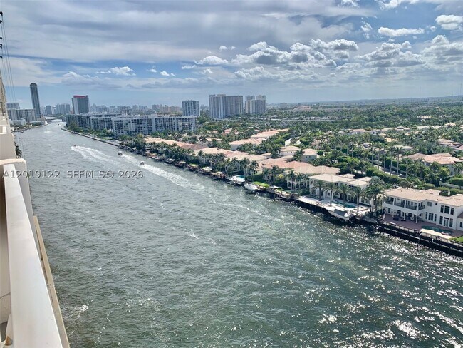 Building Photo - 1500 S Ocean Dr