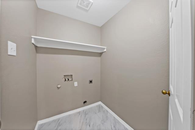 Building Photo - 211 Camp Creek Dr