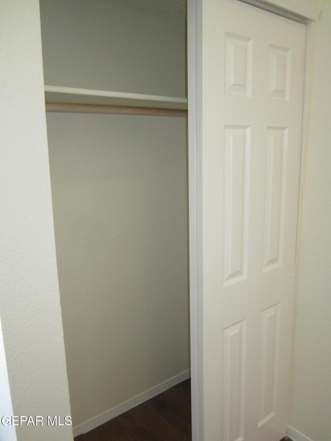 Building Photo - 11804 Kings Arms Ct