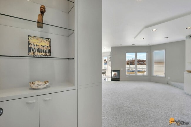 Building Photo - 1835 W 15th Ave