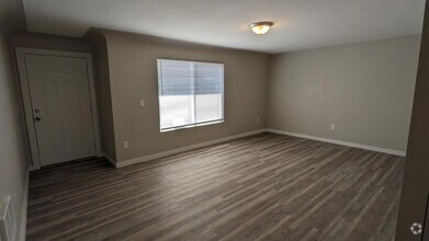 Building Photo - 3965 Hayesville Dr NE